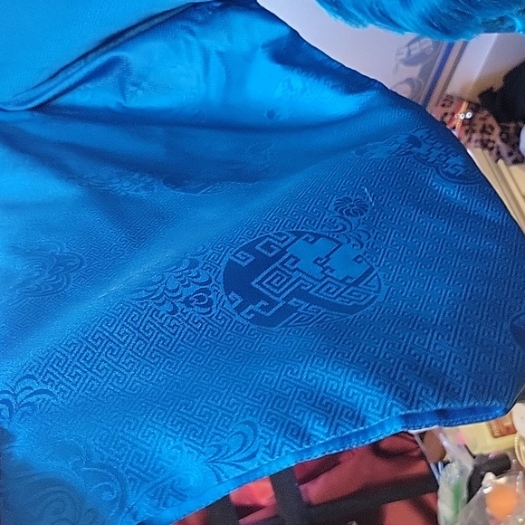 Komo - Picture 2 of 6